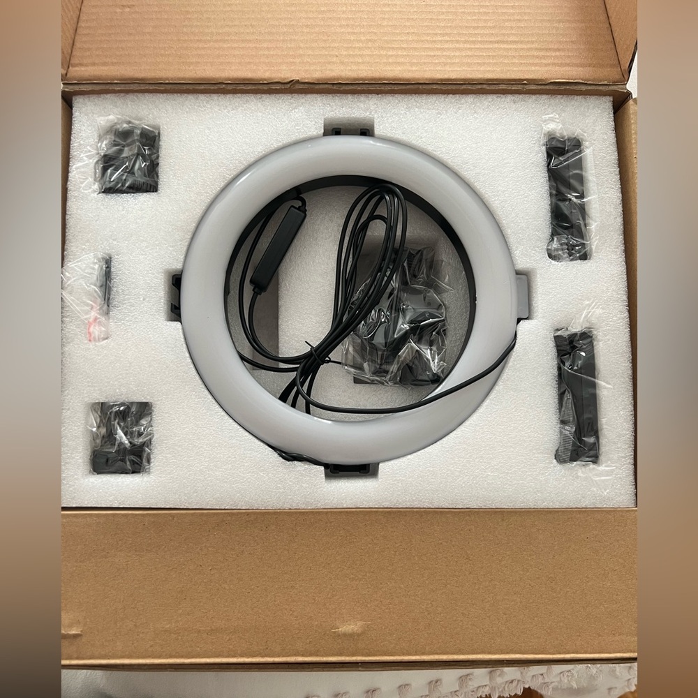 Keayeo 8 Inch Ring Light BRAND NEW IN BOX - Picture 6 of 10